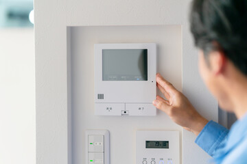 カラーテレビドアホン